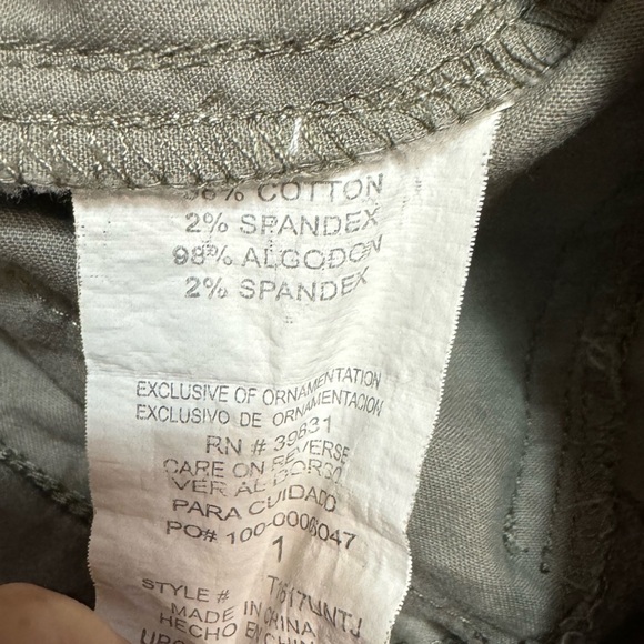 Jolt Camo Utility Pants (Juniors) Size 1 Jogger Style - Picture 13 of 16